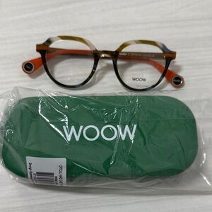 WOOW Round Glasses try harder 1, with Green Case